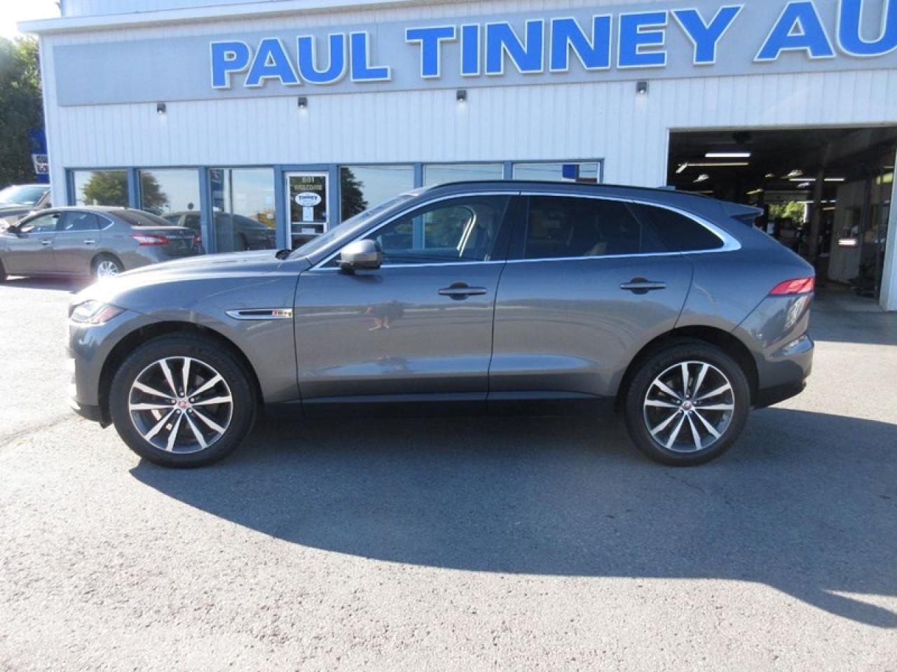 2018 Jaguar F-PACE 2.0T Prestige Photo