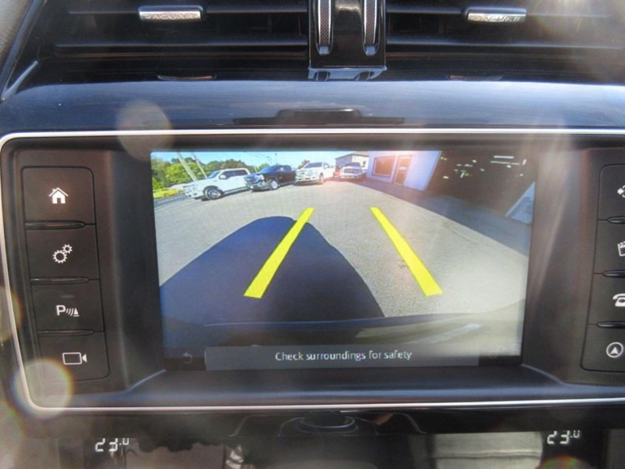 2018 Jaguar F-PACE 2.0T Prestige Photo