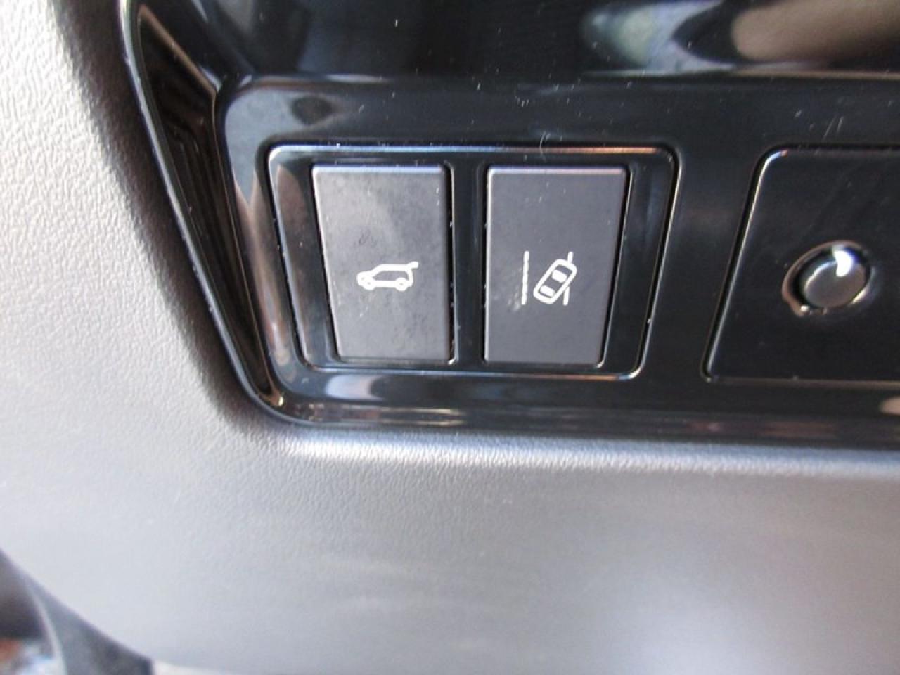 2018 Jaguar F-PACE 2.0T Prestige Photo