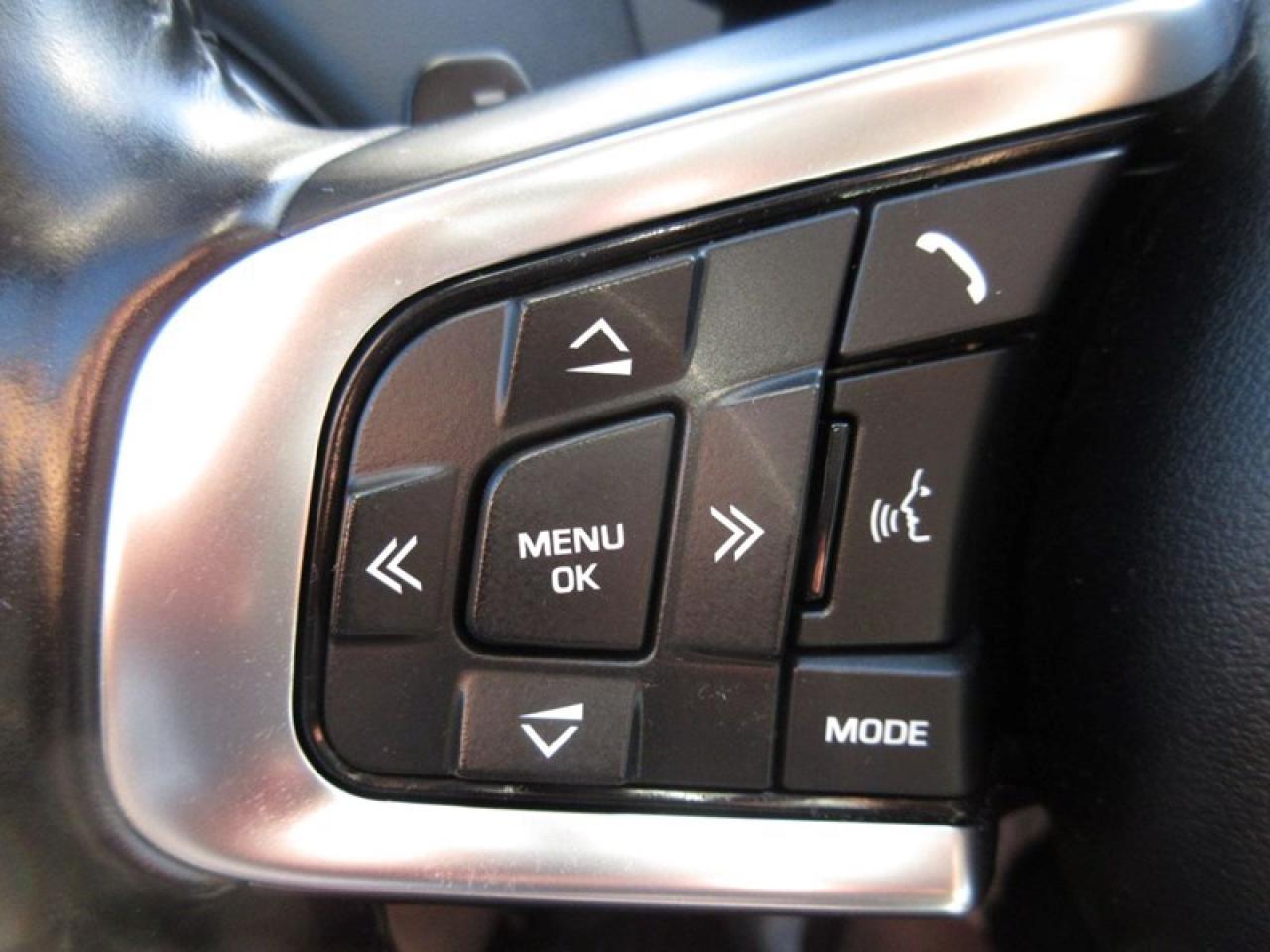 2018 Jaguar F-PACE 2.0T Prestige Photo