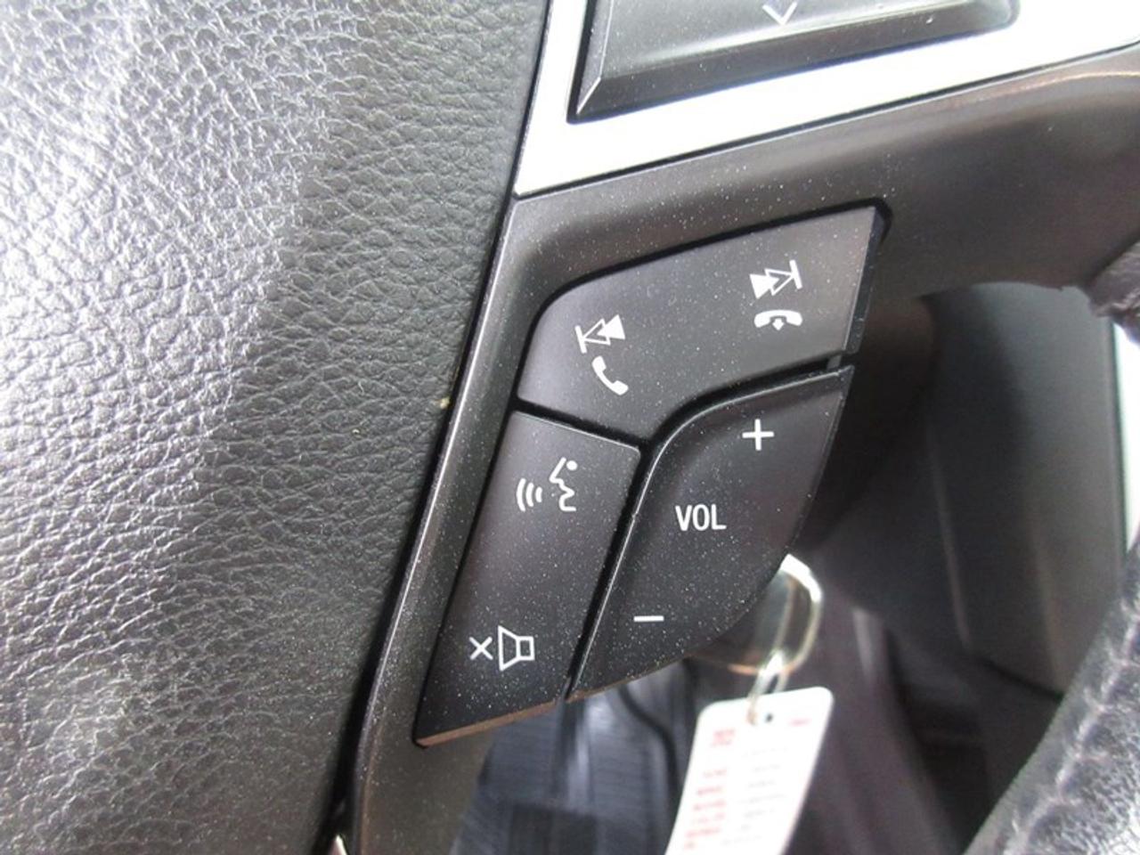 2016 Ford Fusion SE Photo