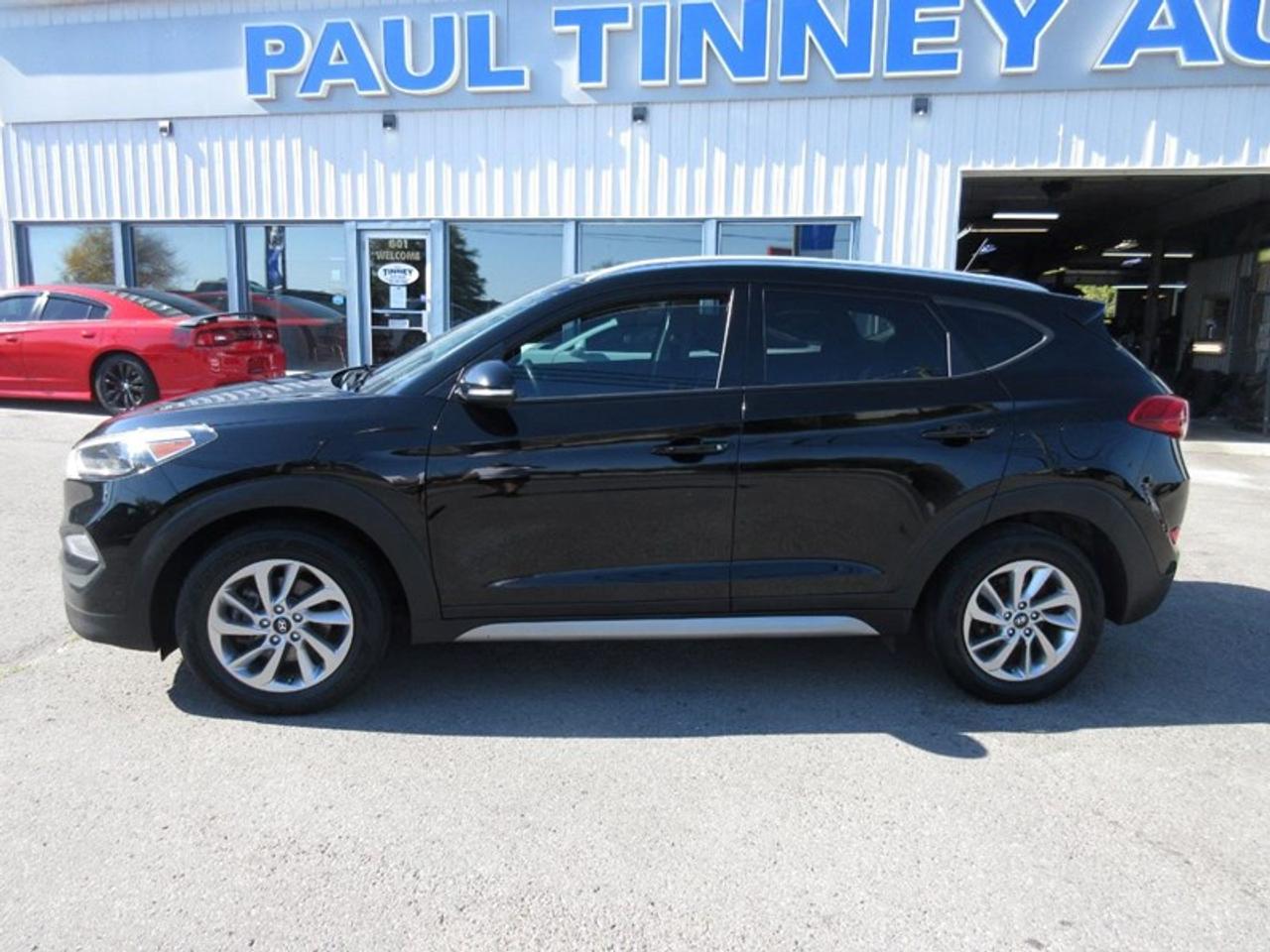 2017 Hyundai Tucson SE Photo