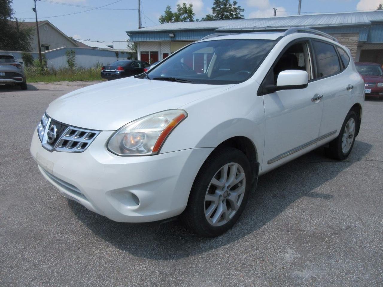 2011 Nissan Rogue SV AWD Photo0
