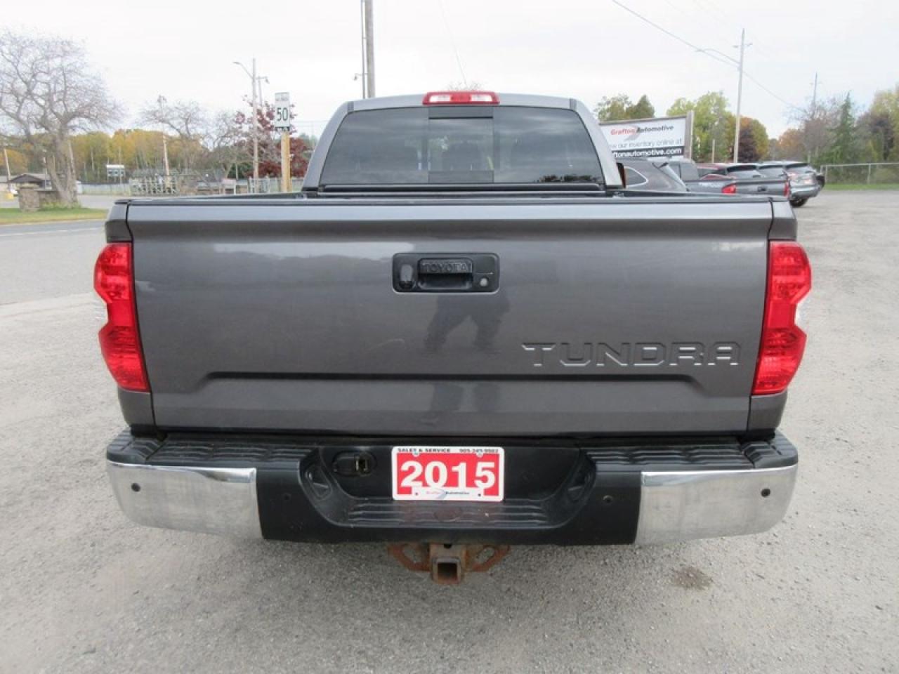 2015 Toyota Tundra SR5 5.7L V8 Photo3