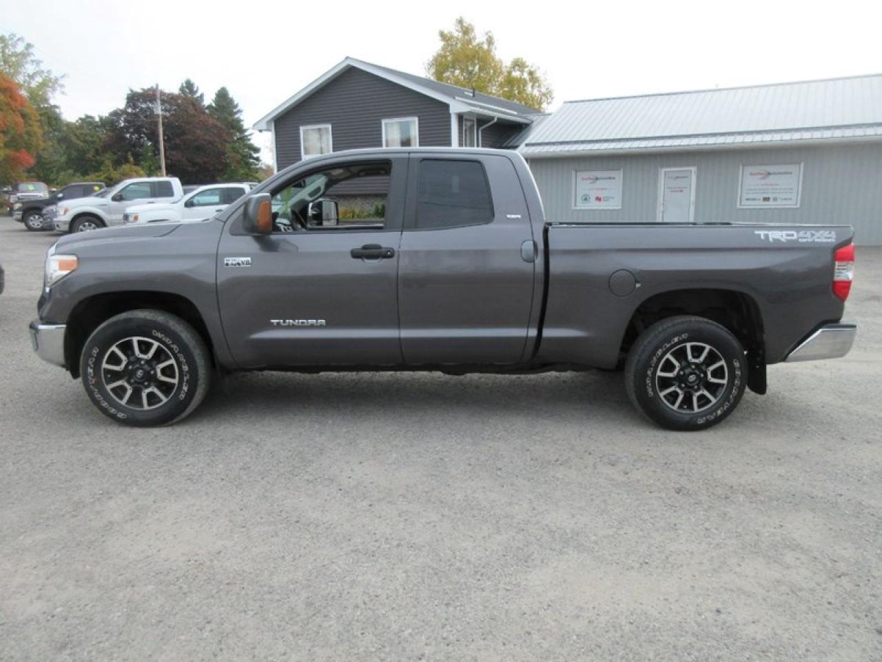 2015 Toyota Tundra SR5 5.7L V8 Photo