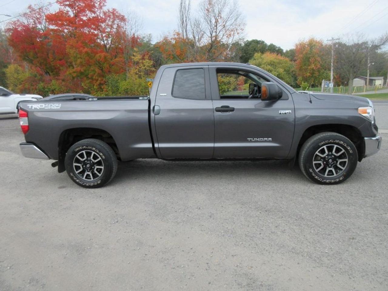 2015 Toyota Tundra SR5 5.7L V8 Photo