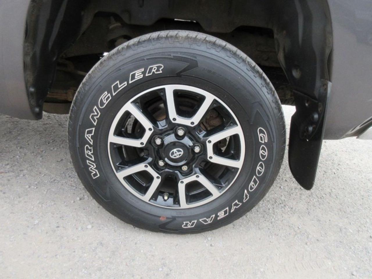 2015 Toyota Tundra SR5 5.7L V8 Photo