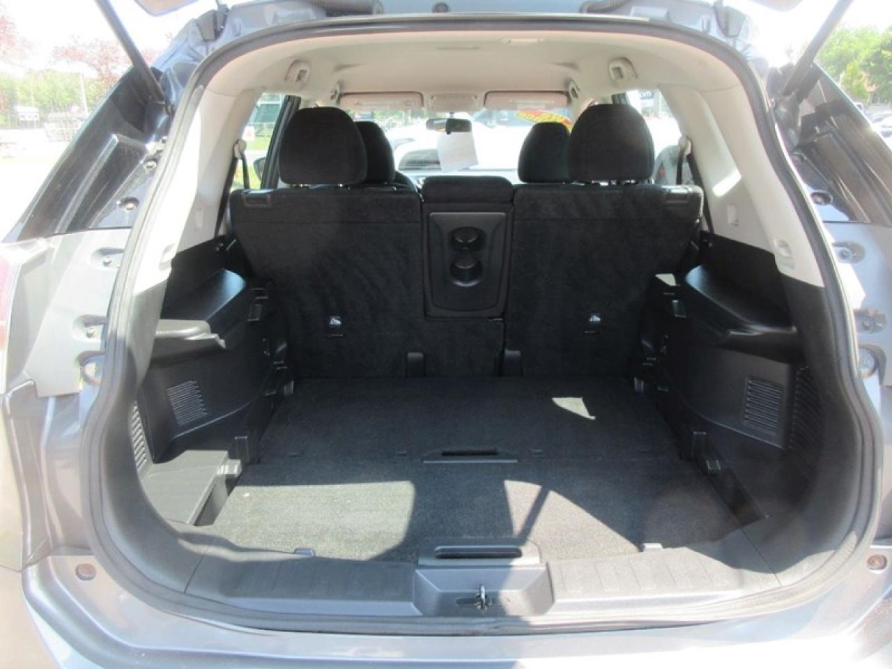 2016 Nissan Rogue S Photo