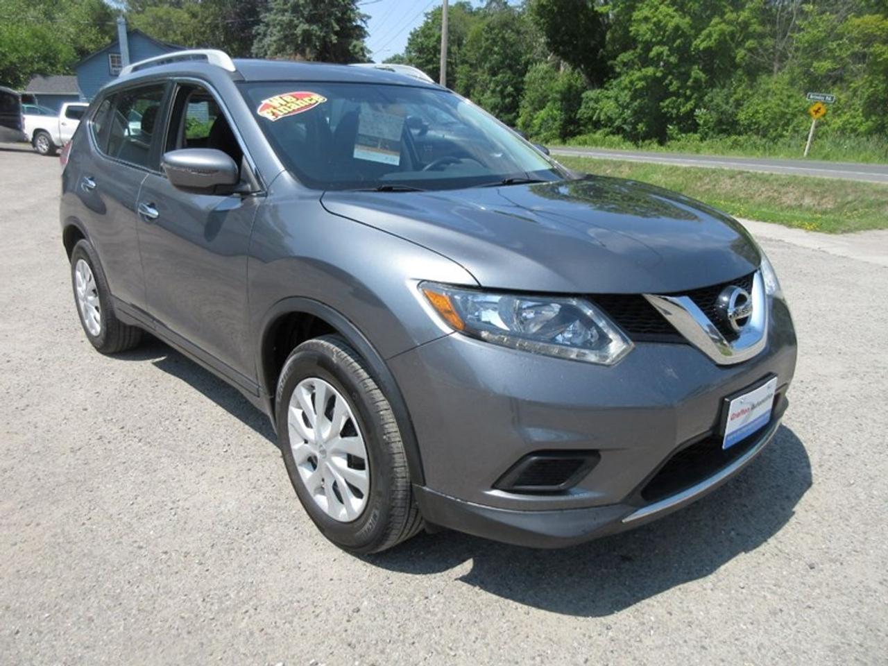 2016 Nissan Rogue S Photo