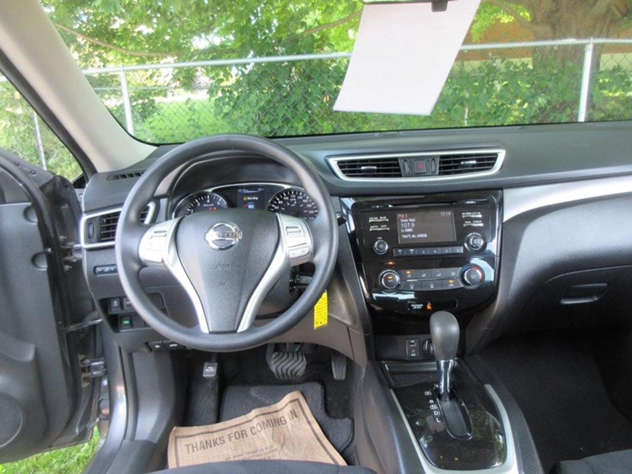 2016 Nissan Rogue S Photo