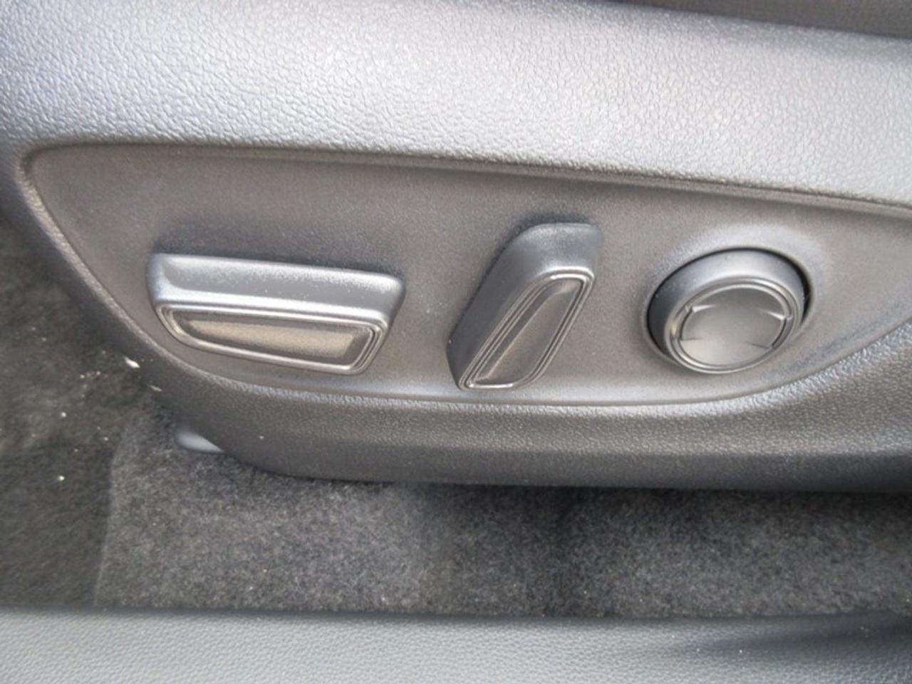 2023 Toyota Highlander XLE AWD Photo