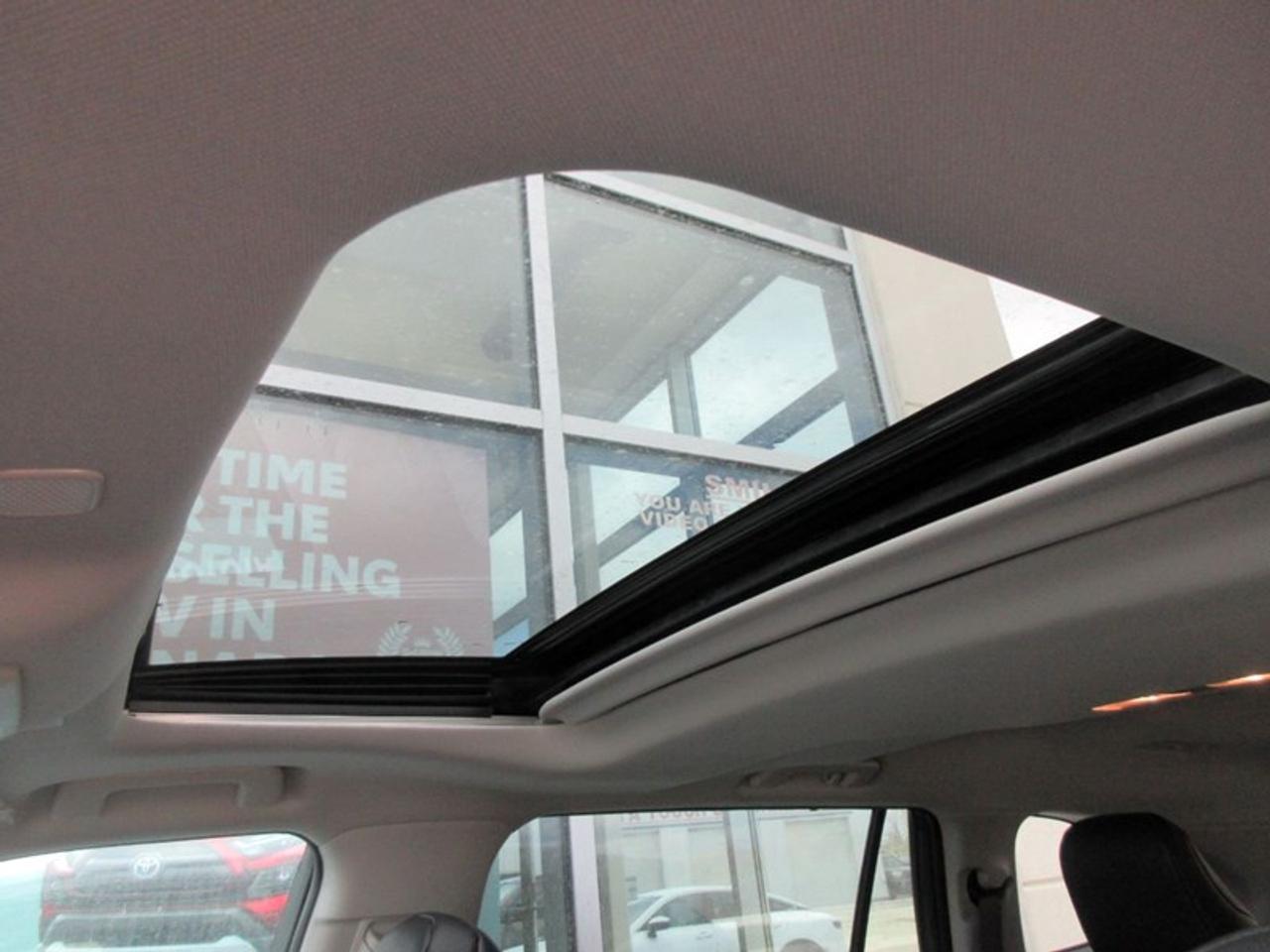 2023 Toyota Highlander XLE AWD Photo