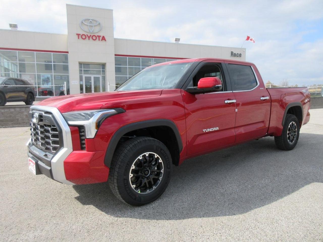 2024 Toyota Tundra Limited CREW MAX Photo