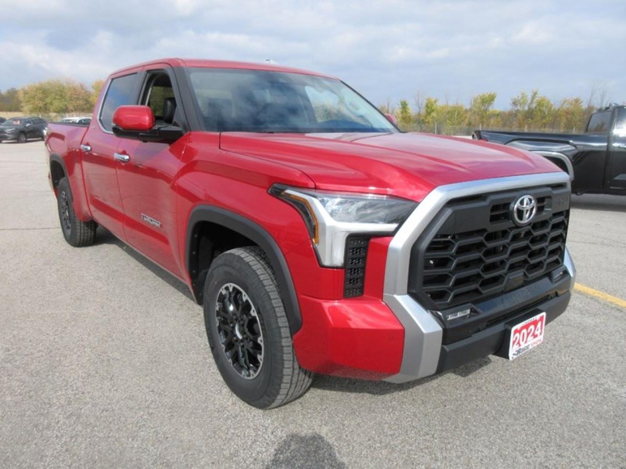 2024 Toyota Tundra Limited CREW MAX Photo