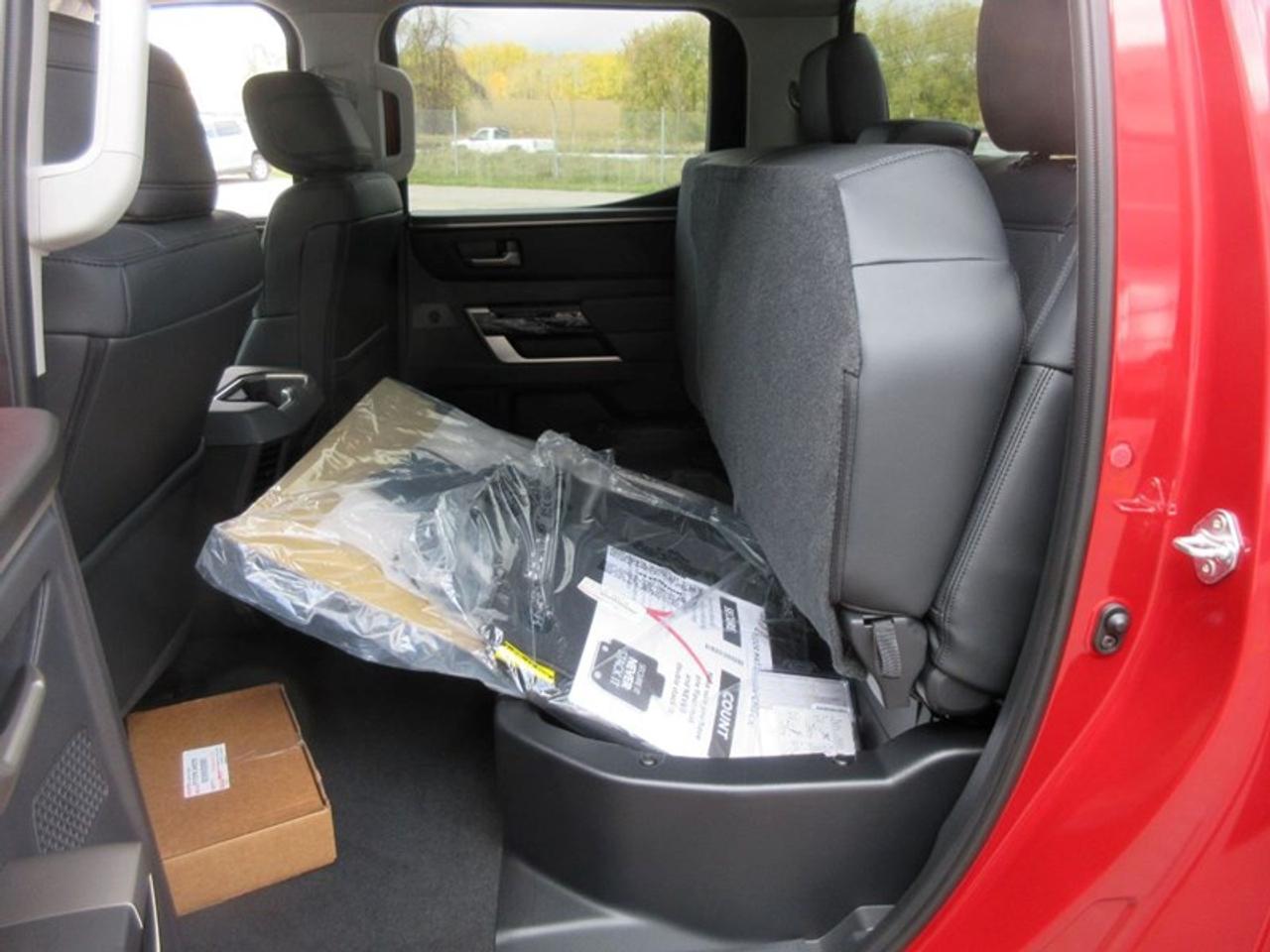 2024 Toyota Tundra Limited CREW MAX Photo