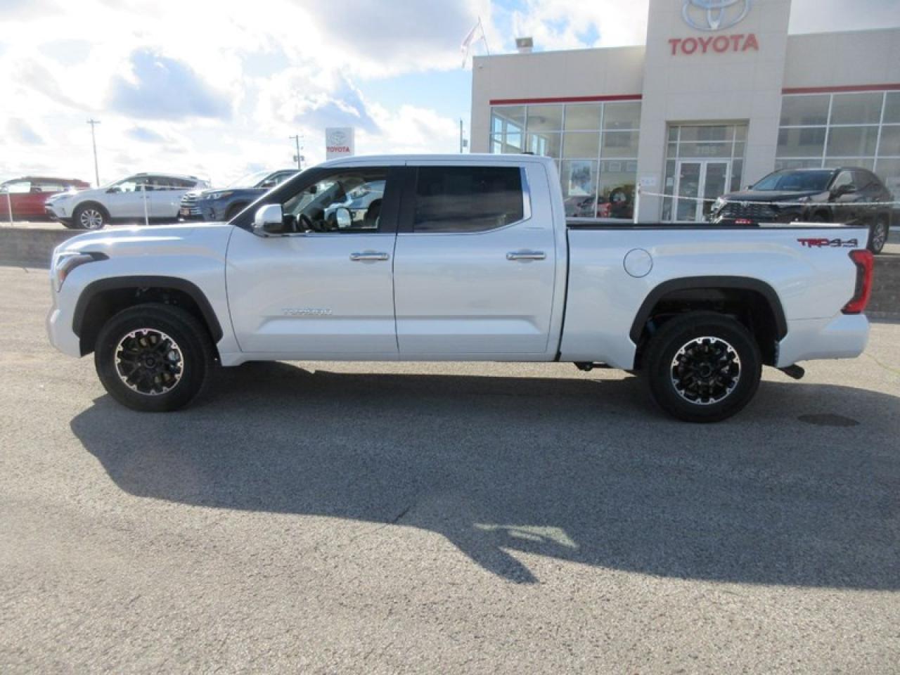 2024 Toyota Tundra Limited CREW MAX Photo