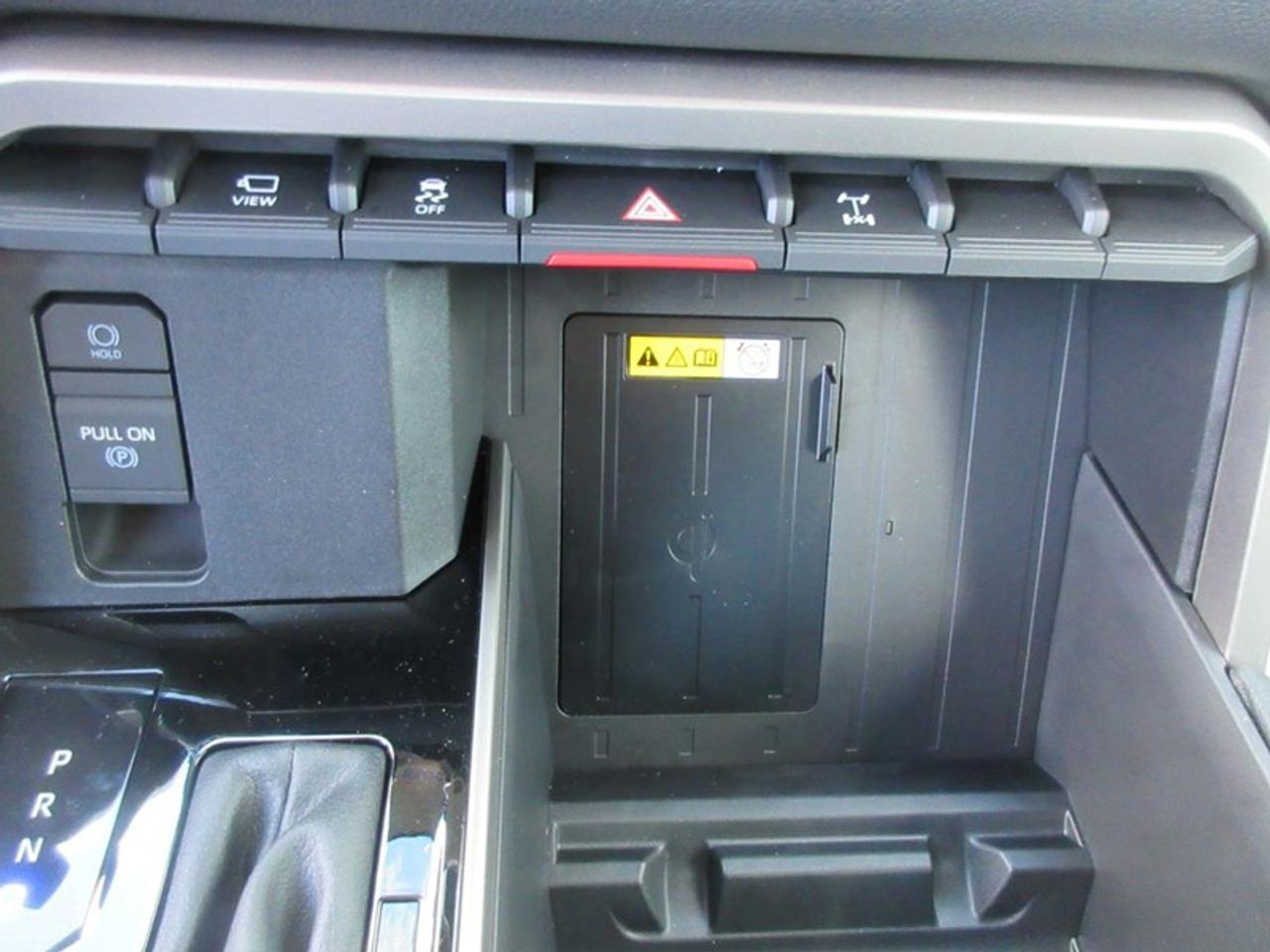 2024 Toyota Tundra Limited CREW MAX Photo