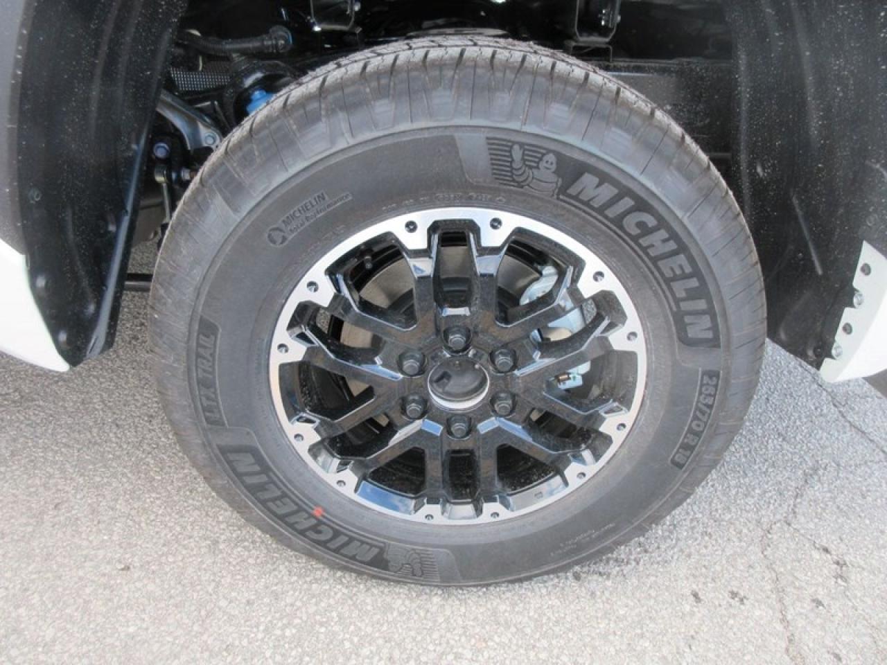 2024 Toyota Tundra Limited CREW MAX Photo