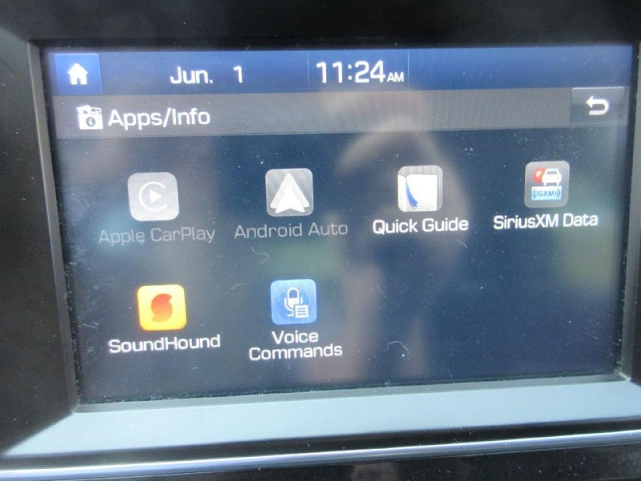 2017 Hyundai Elantra GLS Photo