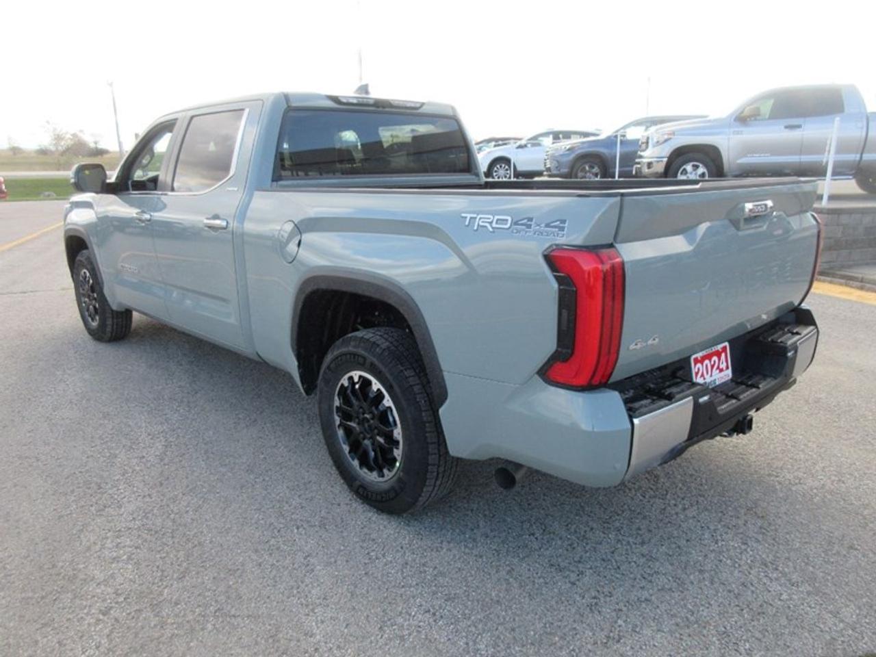 2024 Toyota Tundra Limited CREW MAX Photo