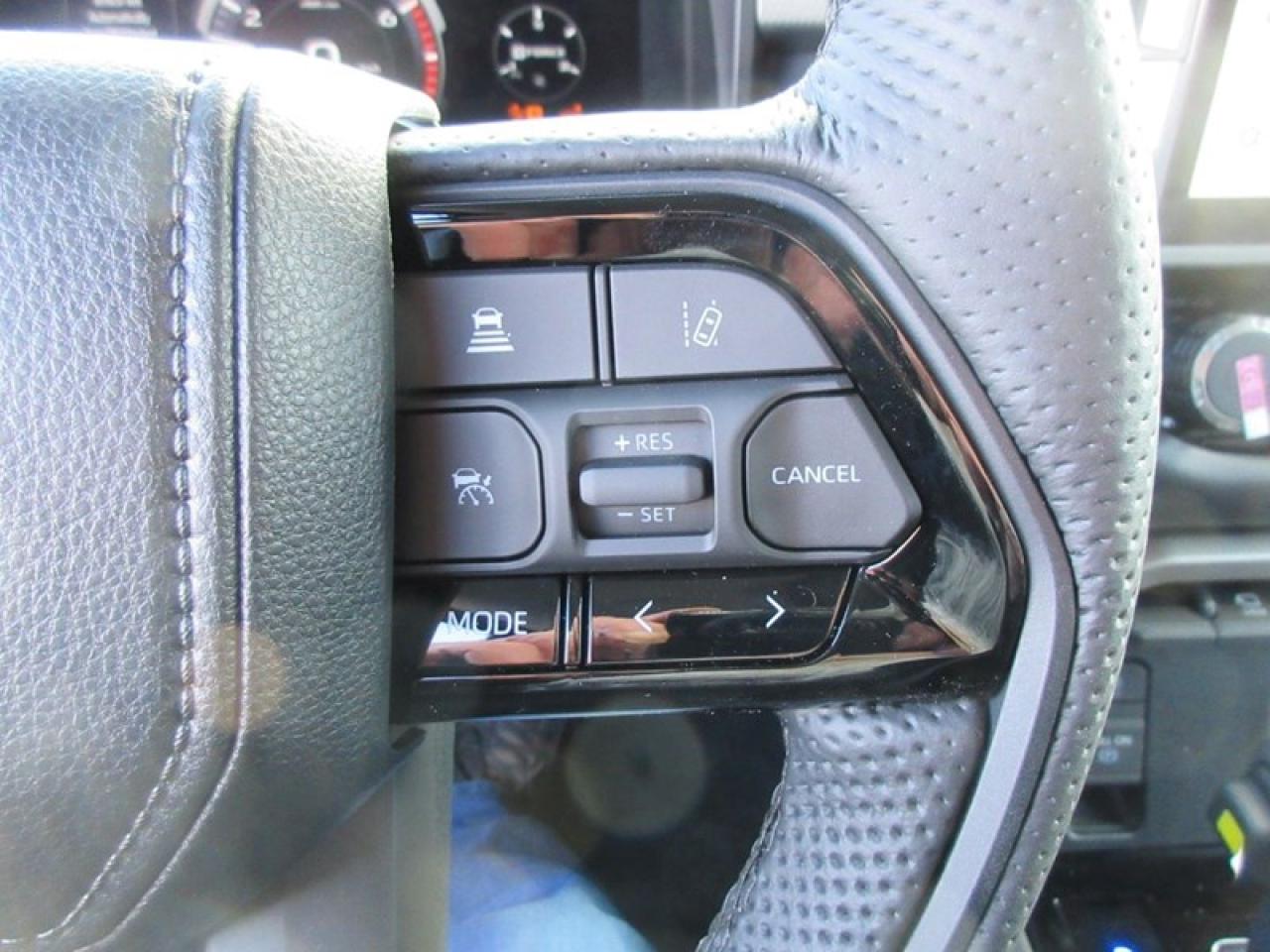 2024 Toyota Tundra Limited CREW MAX Photo