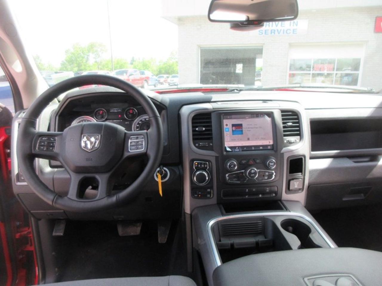 2022 RAM 1500 Classic NIGHT EDITION CREW CAB Photo