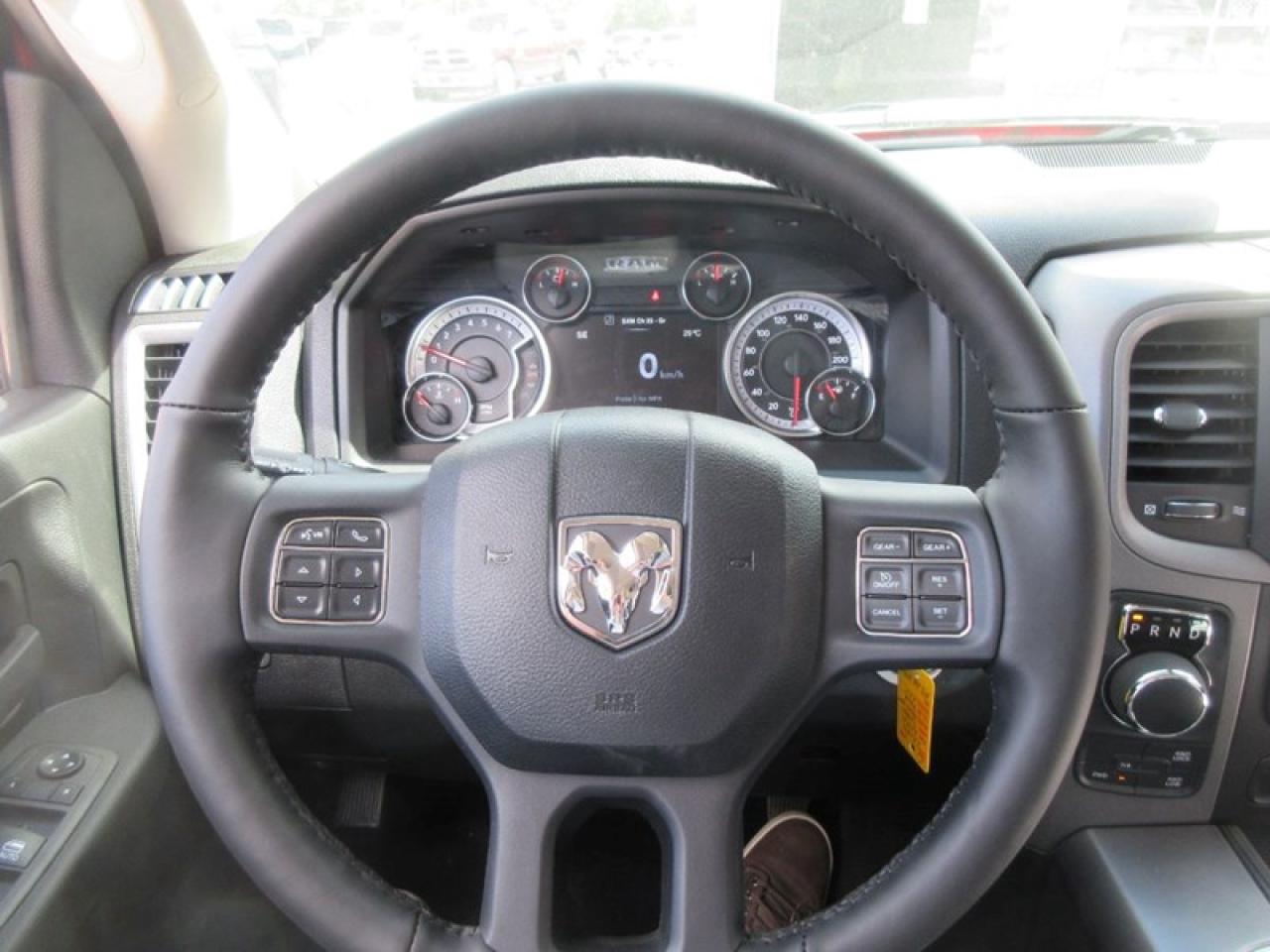 2022 RAM 1500 Classic NIGHT EDITION CREW CAB Photo