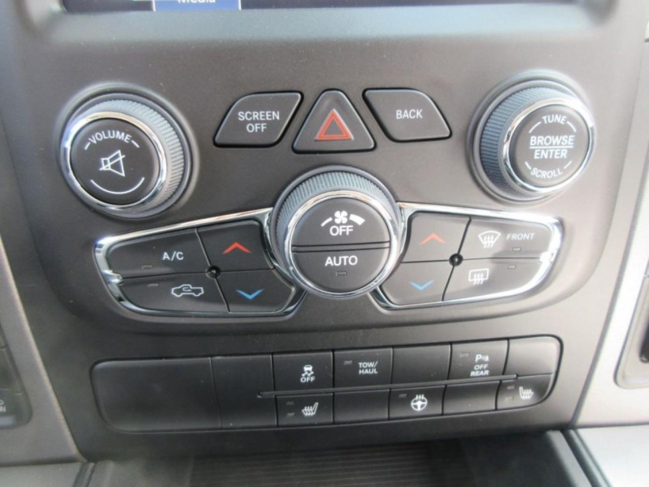 2022 RAM 1500 Classic NIGHT EDITION CREW CAB Photo