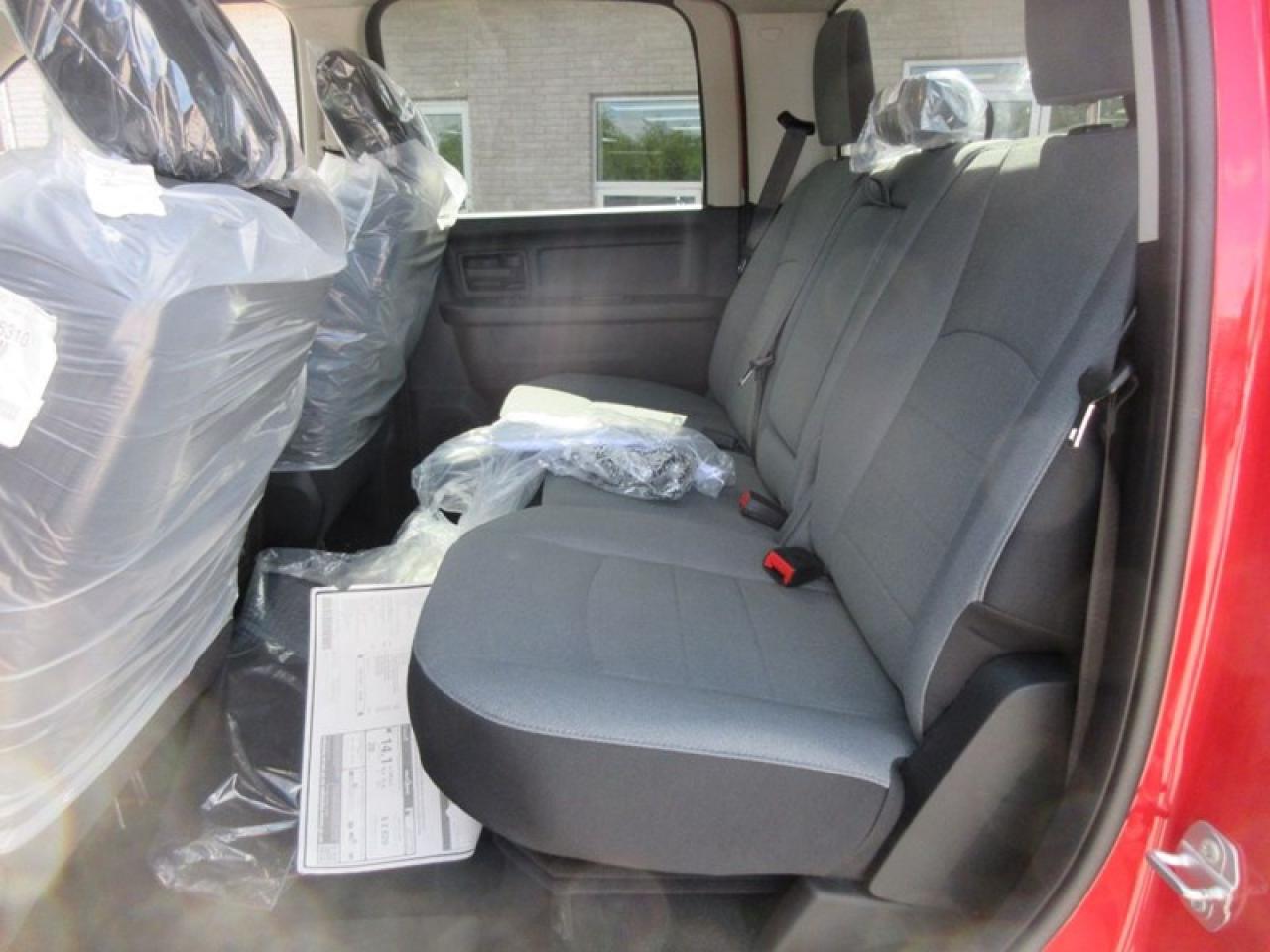 2022 RAM 1500 Classic NIGHT EDITION CREW CAB Photo