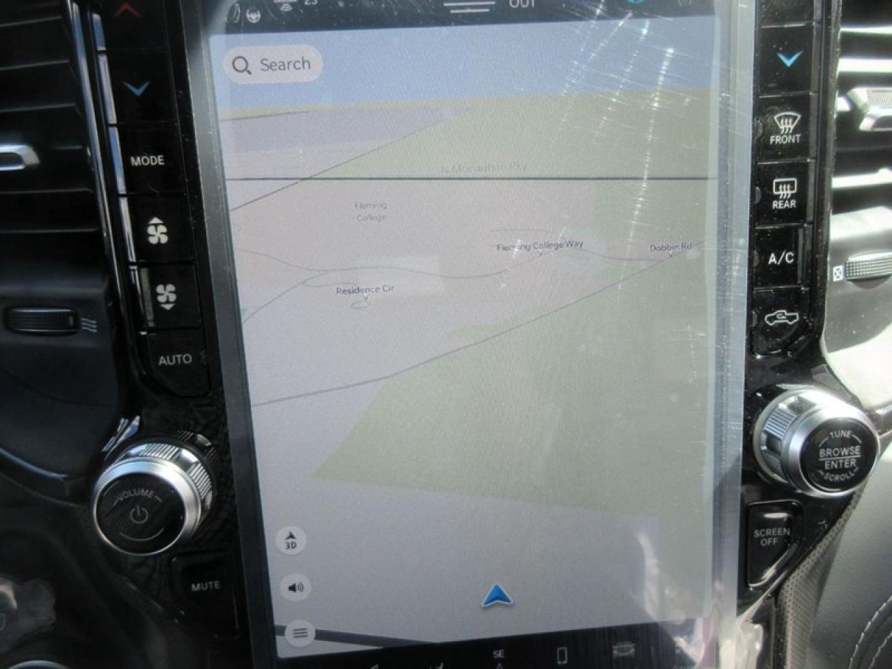 2022 RAM 1500 Limited Crew Cab Photo