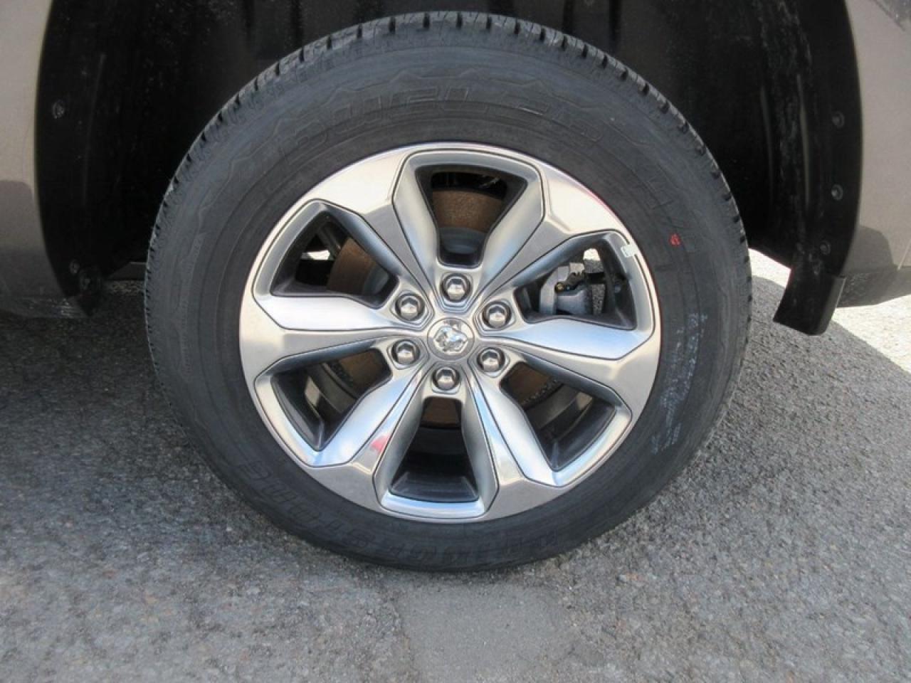 2022 RAM 1500 Limited Crew Cab Photo