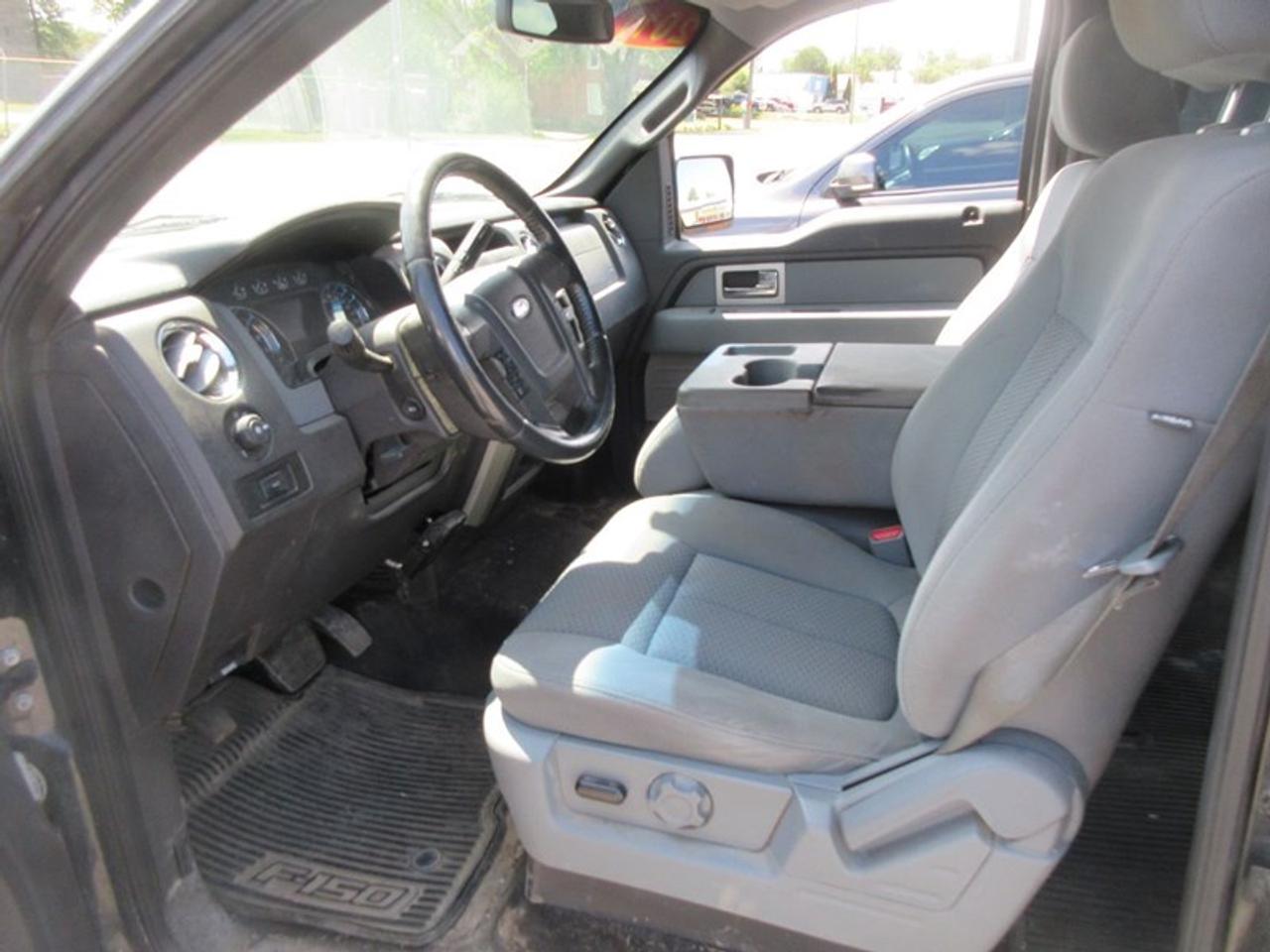 2011 Ford F-150 XLT XTR Photo