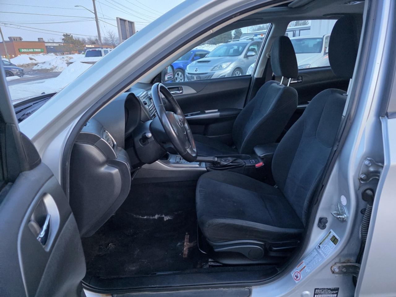 2011 Subaru Impreza 2.5L 4-CYLINDER ENGINE, SYMMETRICAL AWD Photo