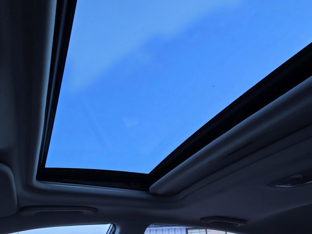 2011 Subaru Impreza 2.5L 4-CYLINDER ENGINE, SYMMETRICAL AWD Photo