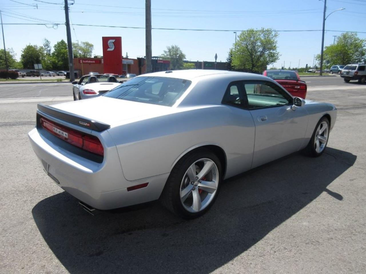 2010 Dodge Challenger SRT8 Photo