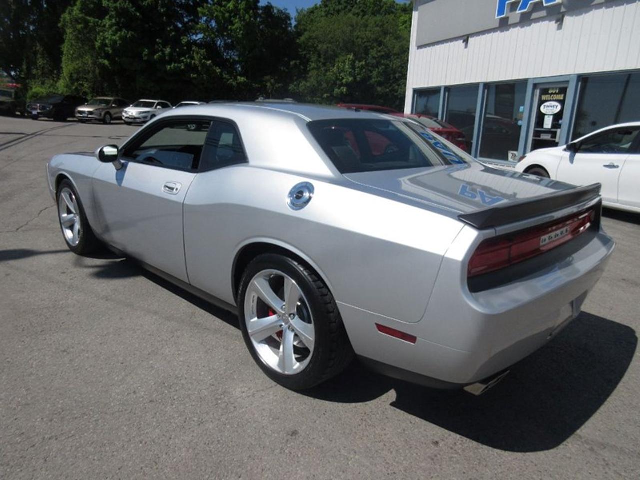 2010 Dodge Challenger SRT8 Photo