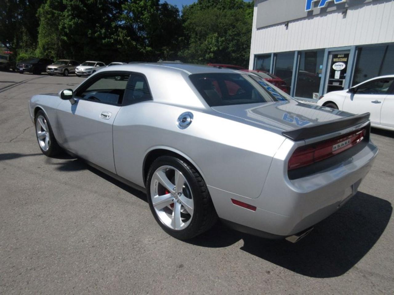 2010 Dodge Challenger SRT8 Photo