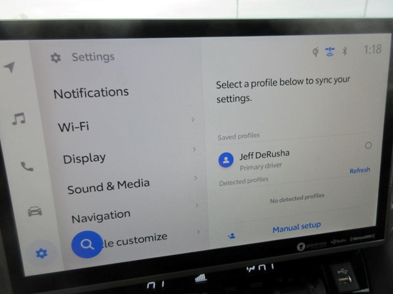 2023 Toyota Tundra Limited CREW MAX Photo