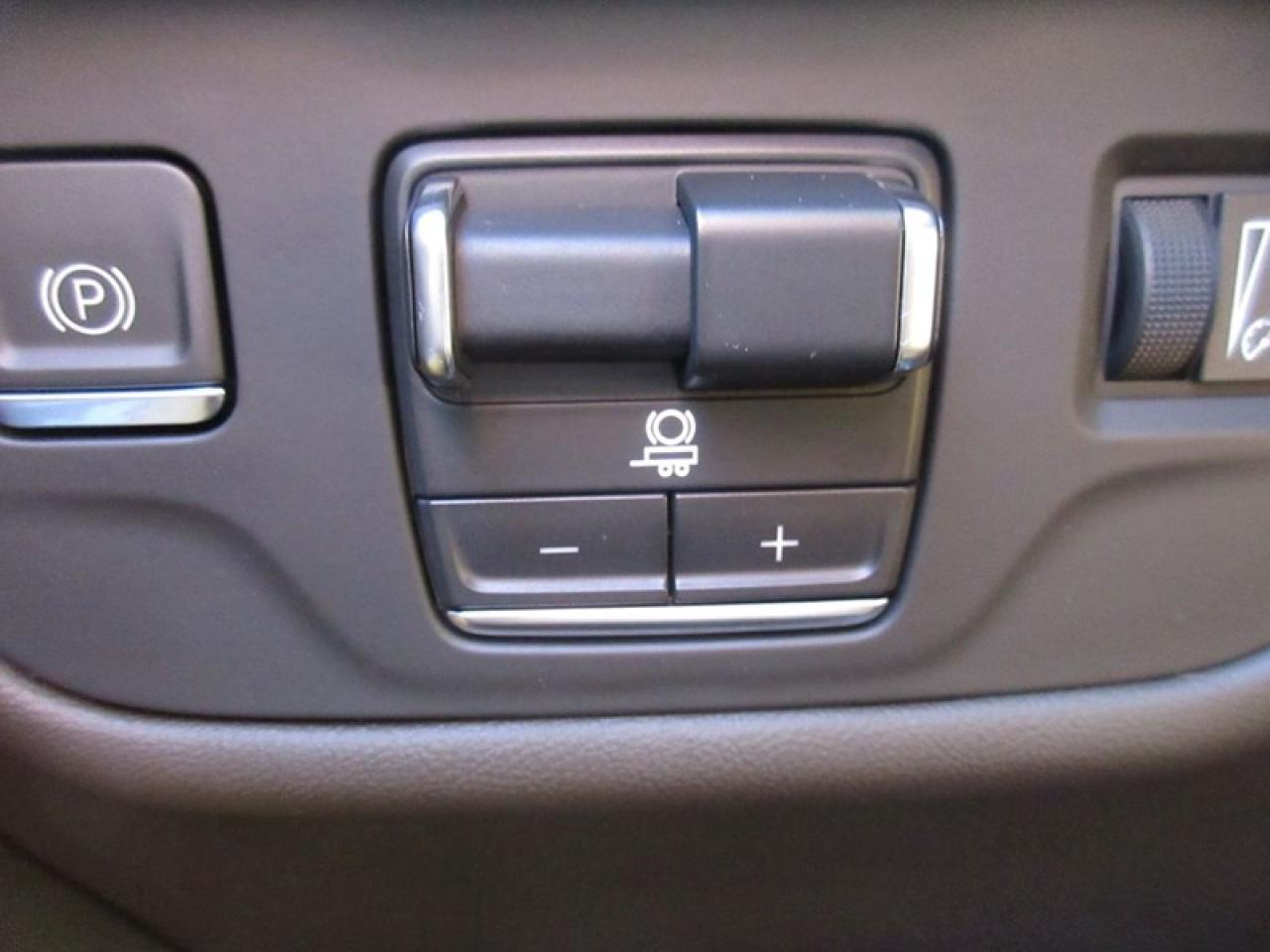 2023 Cadillac Escalade  Photo