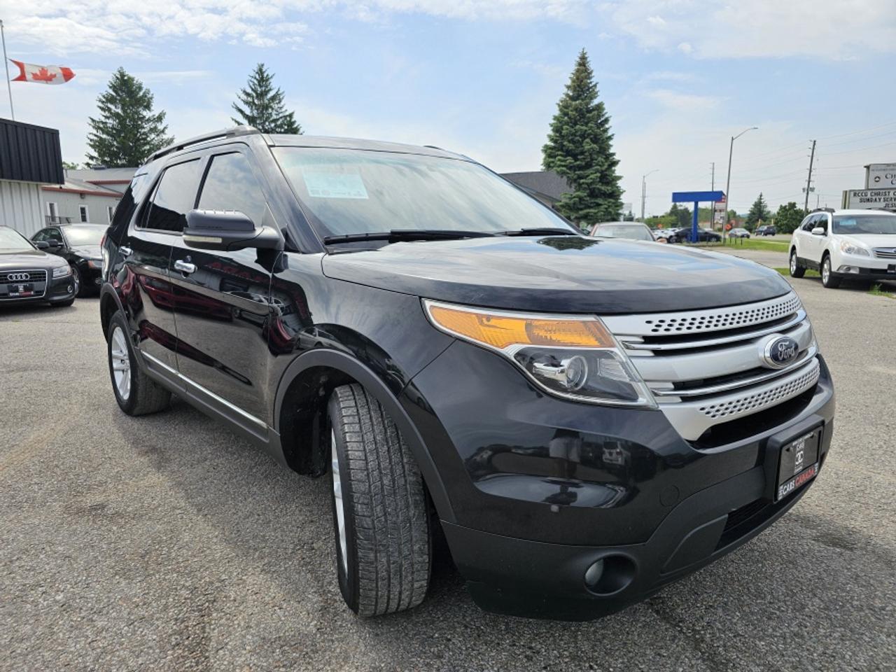 2013 Ford Explorer XLT AWD LEATHER 7 PASSANGER Photo