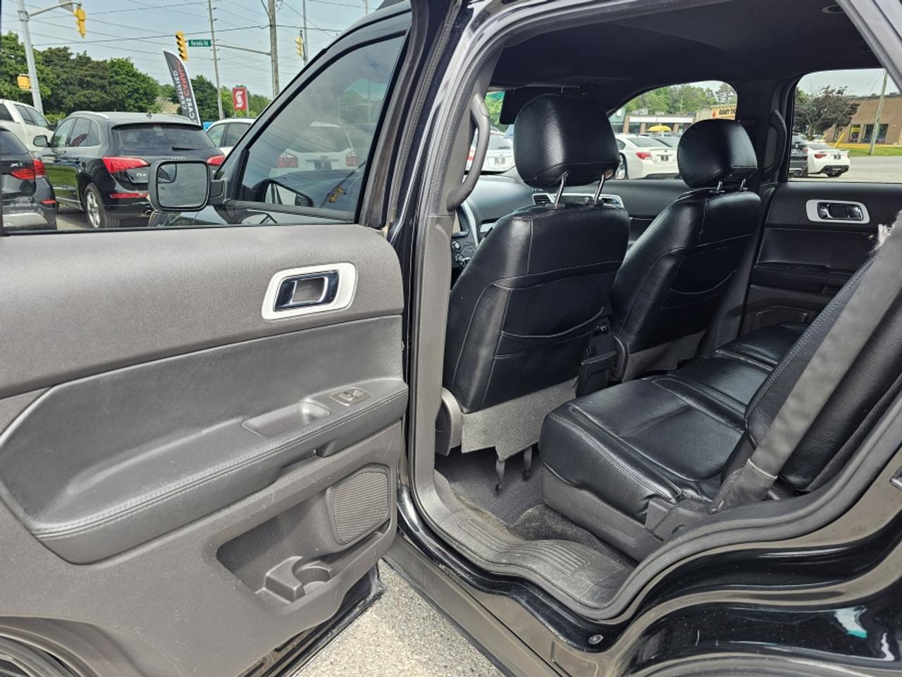 2013 Ford Explorer XLT AWD LEATHER 7 PASSANGER Photo