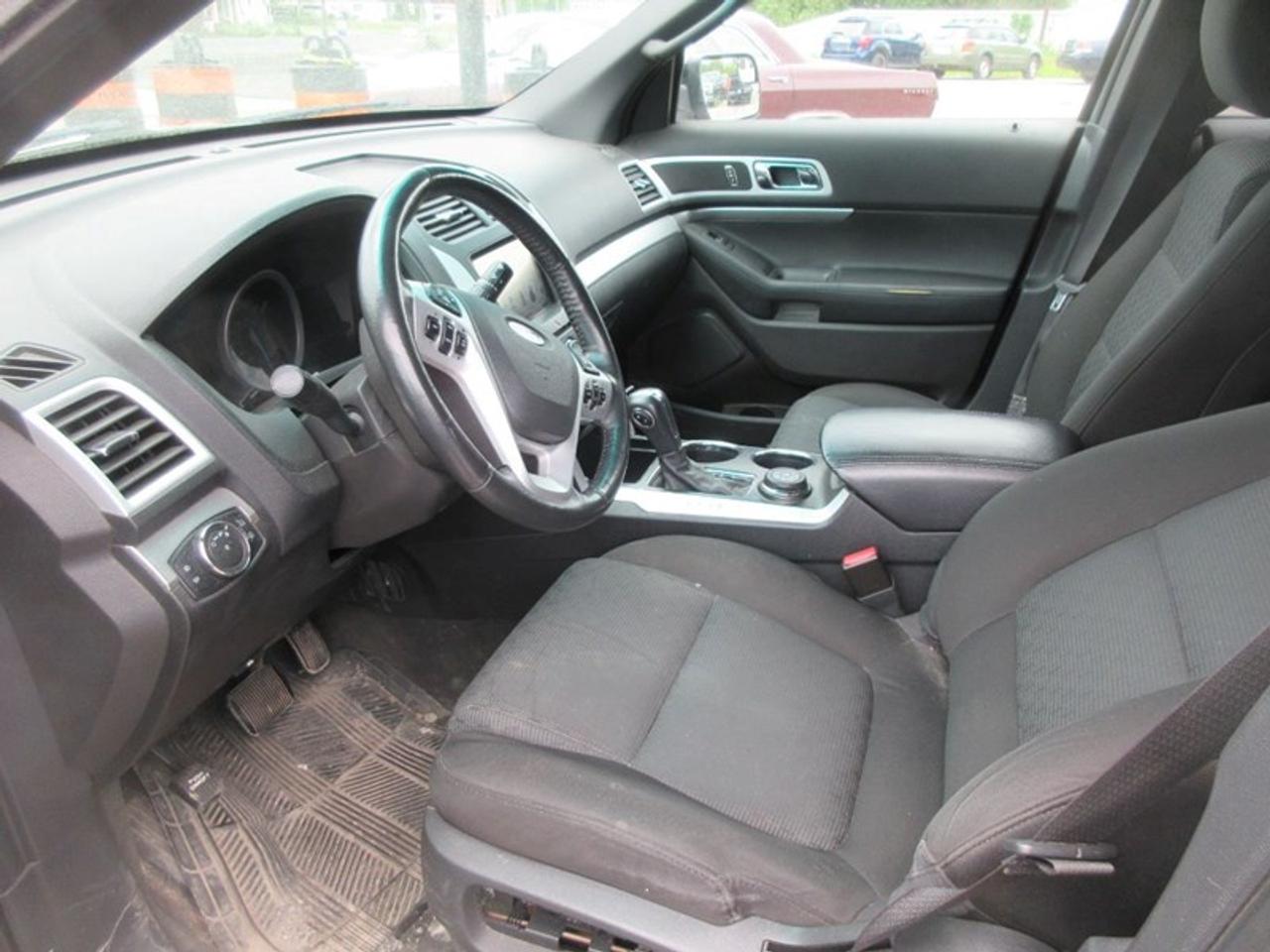2011 Ford Explorer XLT Photo