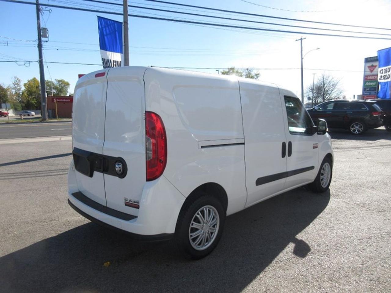 2017 RAM ProMaster City Tradesman  SLT Photo