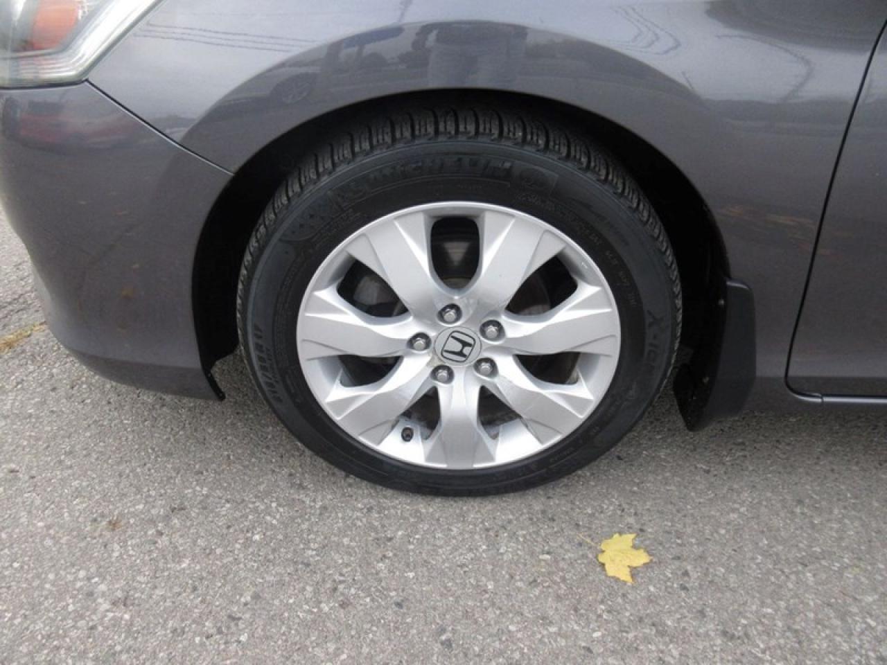 2015 Honda Accord EX-L V6 Photo