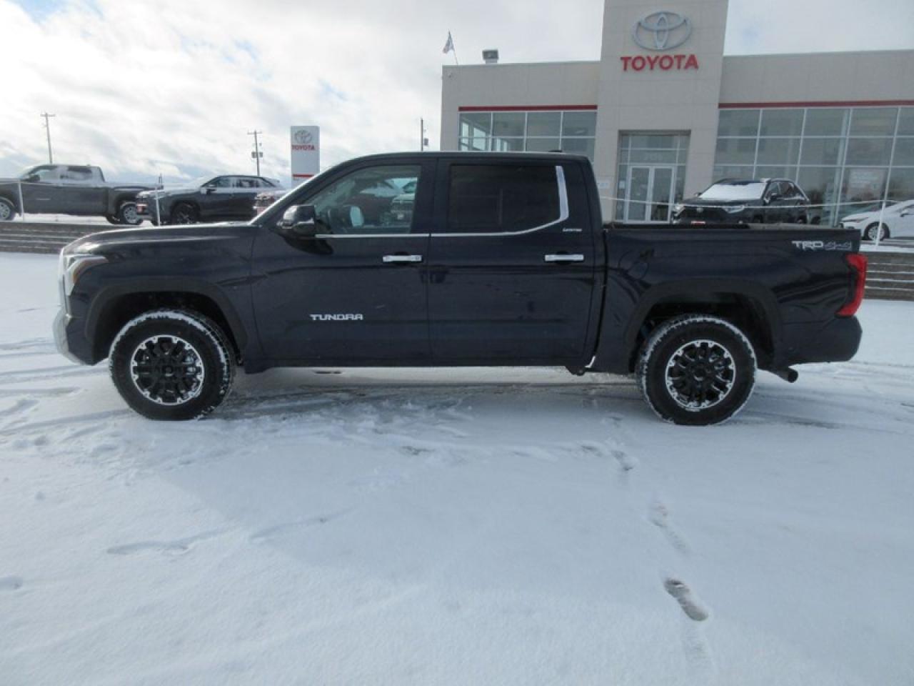 2024 Toyota Tundra Limited CREW MAX Photo