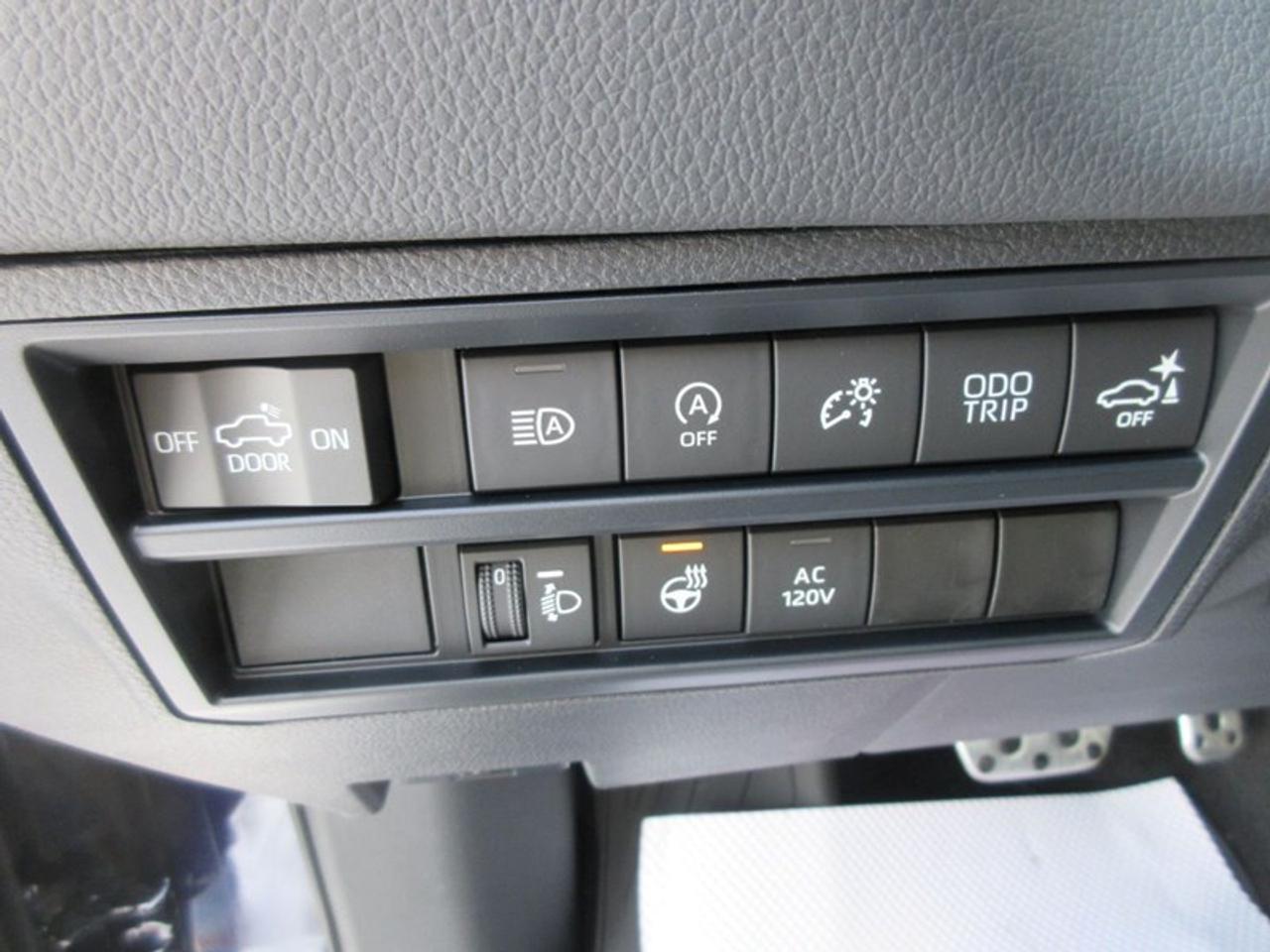 2024 Toyota Tundra Limited CREW MAX Photo