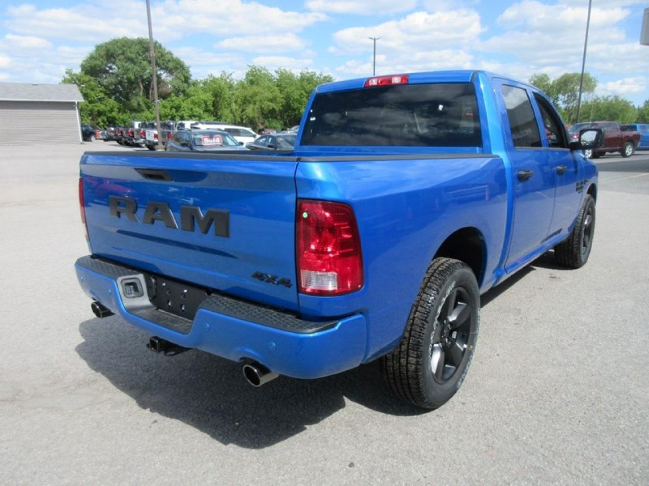2022 RAM 1500 Classic NIGHT EDITION CREW CAB Photo