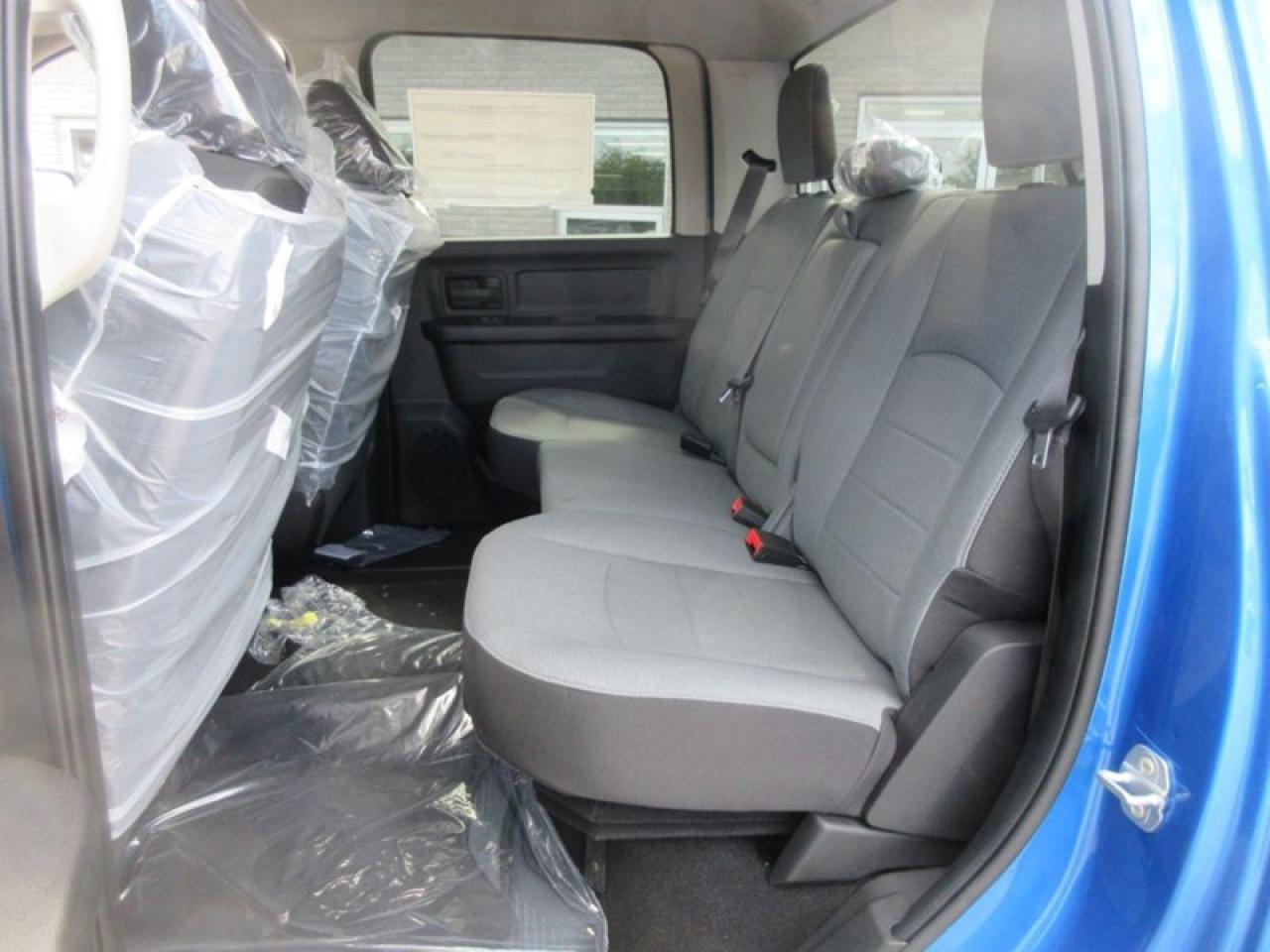 2022 RAM 1500 Classic NIGHT EDITION CREW CAB Photo