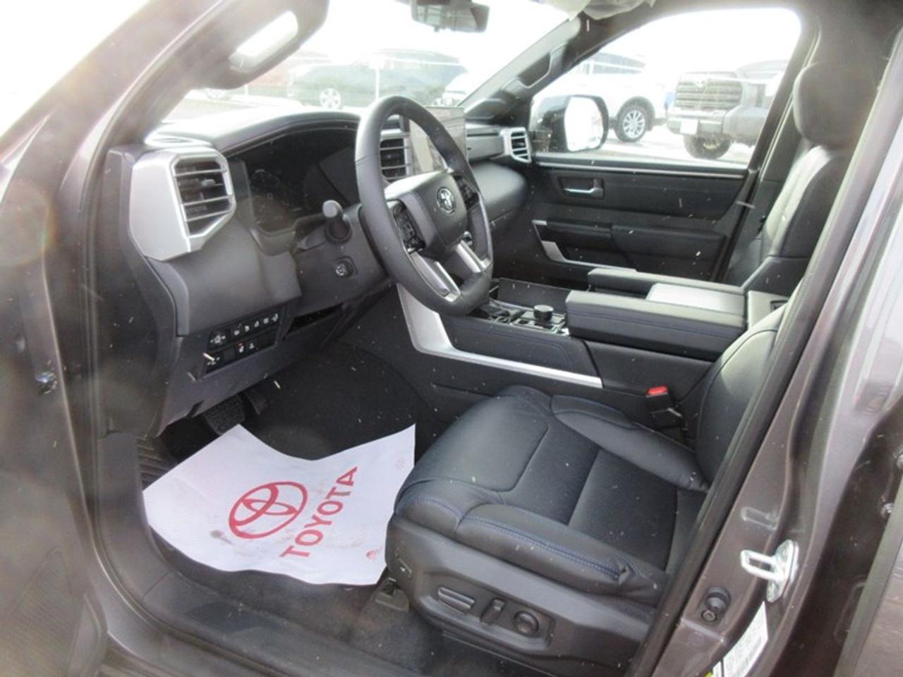 2024 Toyota Tundra Plantium  CrewMax Photo