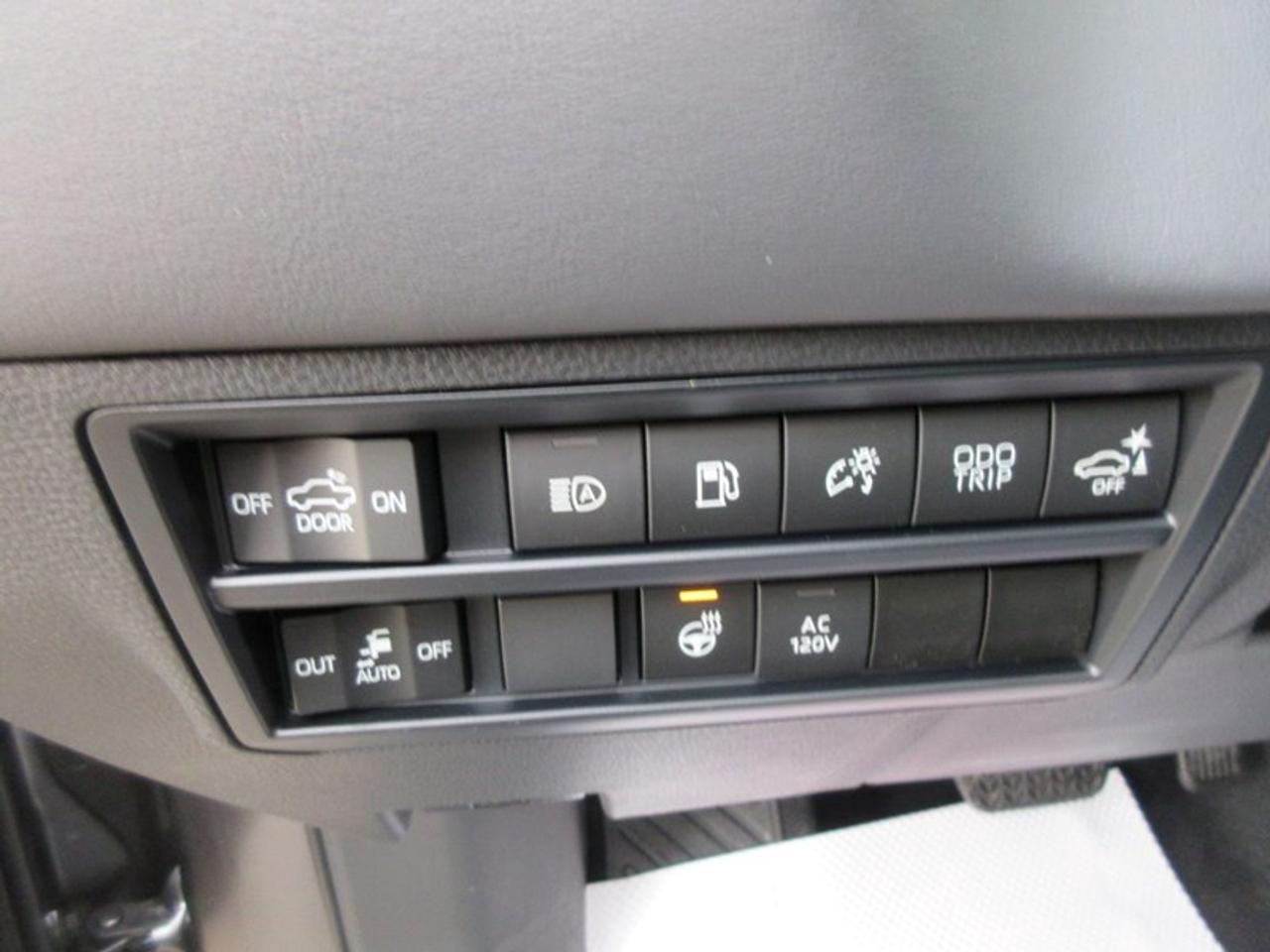 2024 Toyota Tundra Plantium  CrewMax Photo